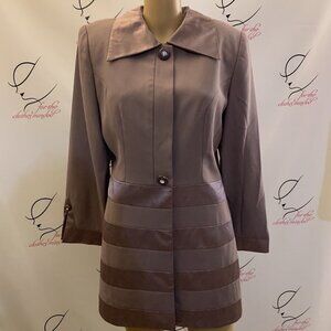 Clara Clara. Size 10. USA. Long Jacket. Lined. Long Sleeve. Satin Trim.DB2